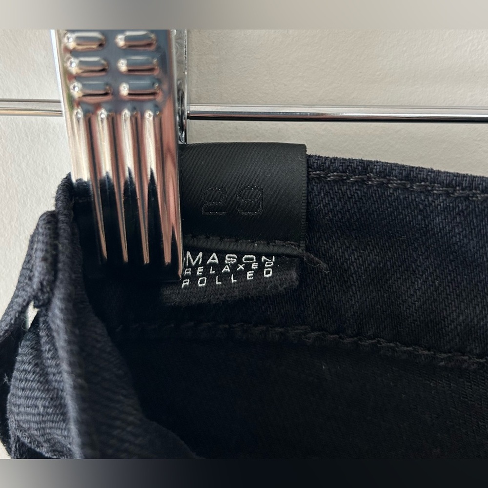 VINCE. Mason" Relaxed Rolled Jeans in a classic black | Size 29 - Picture 5 of 8